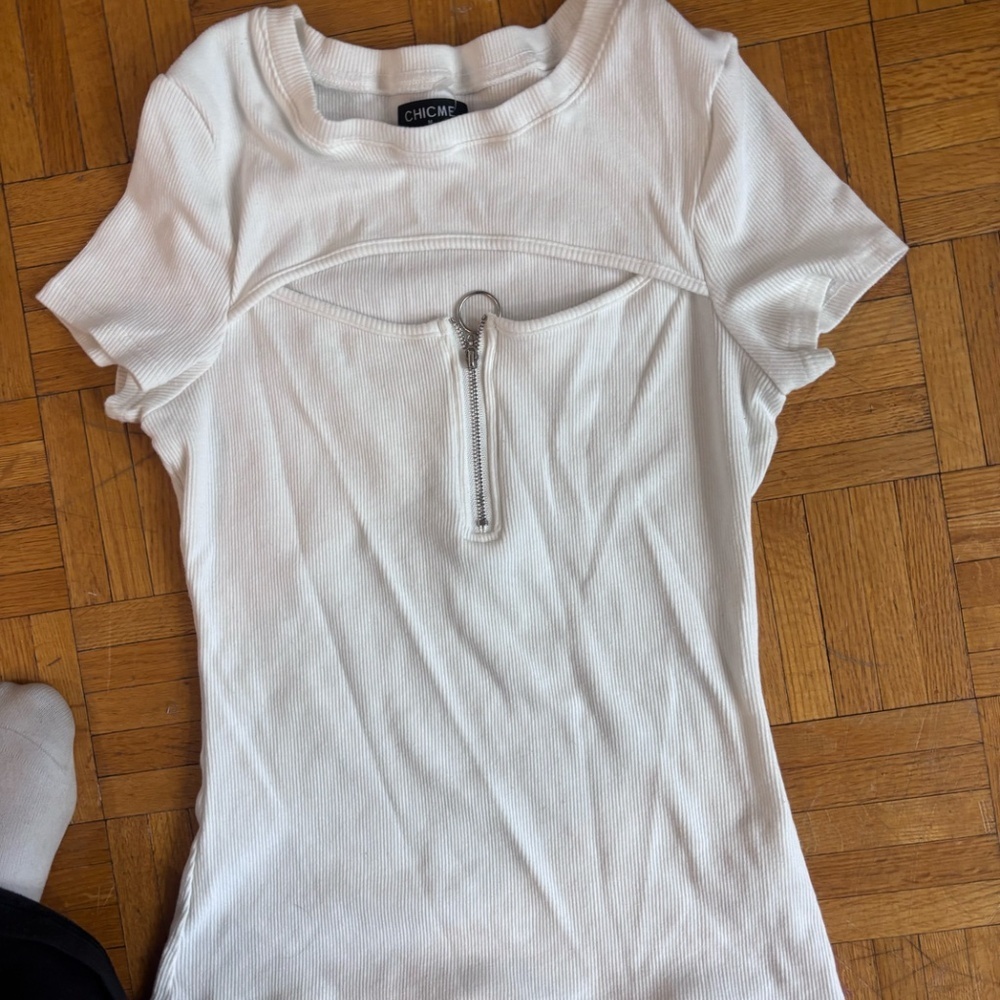 ribbed tshirt with zip up chest - accepting offers